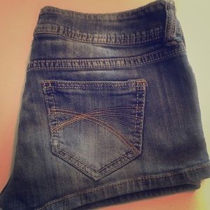 Decree low rise stretch shorts